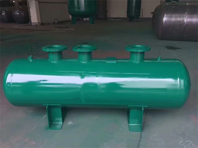 1679991473376569.jpeg 恩平恩平恩平蒸汽分气缸1.jpeg
